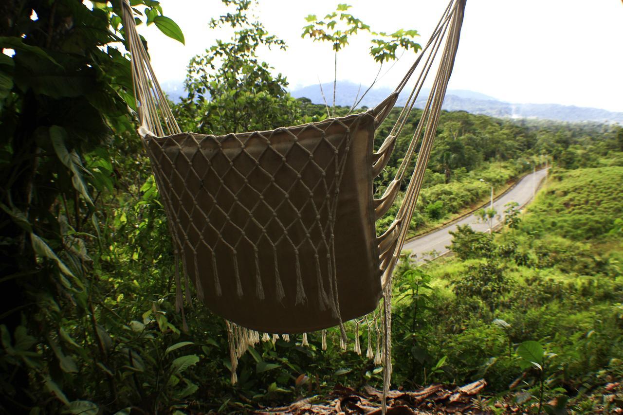 Hotel Jungle Roots Glamping Tena Exterior foto